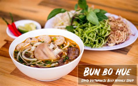  Bún Bò Huế: Etevä Mausteinen Keitos Vietnamin Vung Tau Kaupungista!