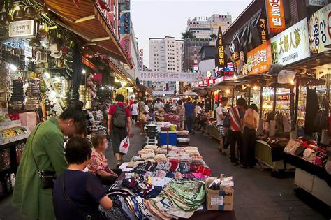 이태원 거리, 현대와 전통의 교차로