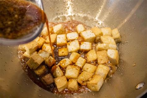  Mapo Tofu - Onko Tuhti ja Mausteinen Silkkikofu Rouheuden ja Tulisemman Maun Yhdistyessä?